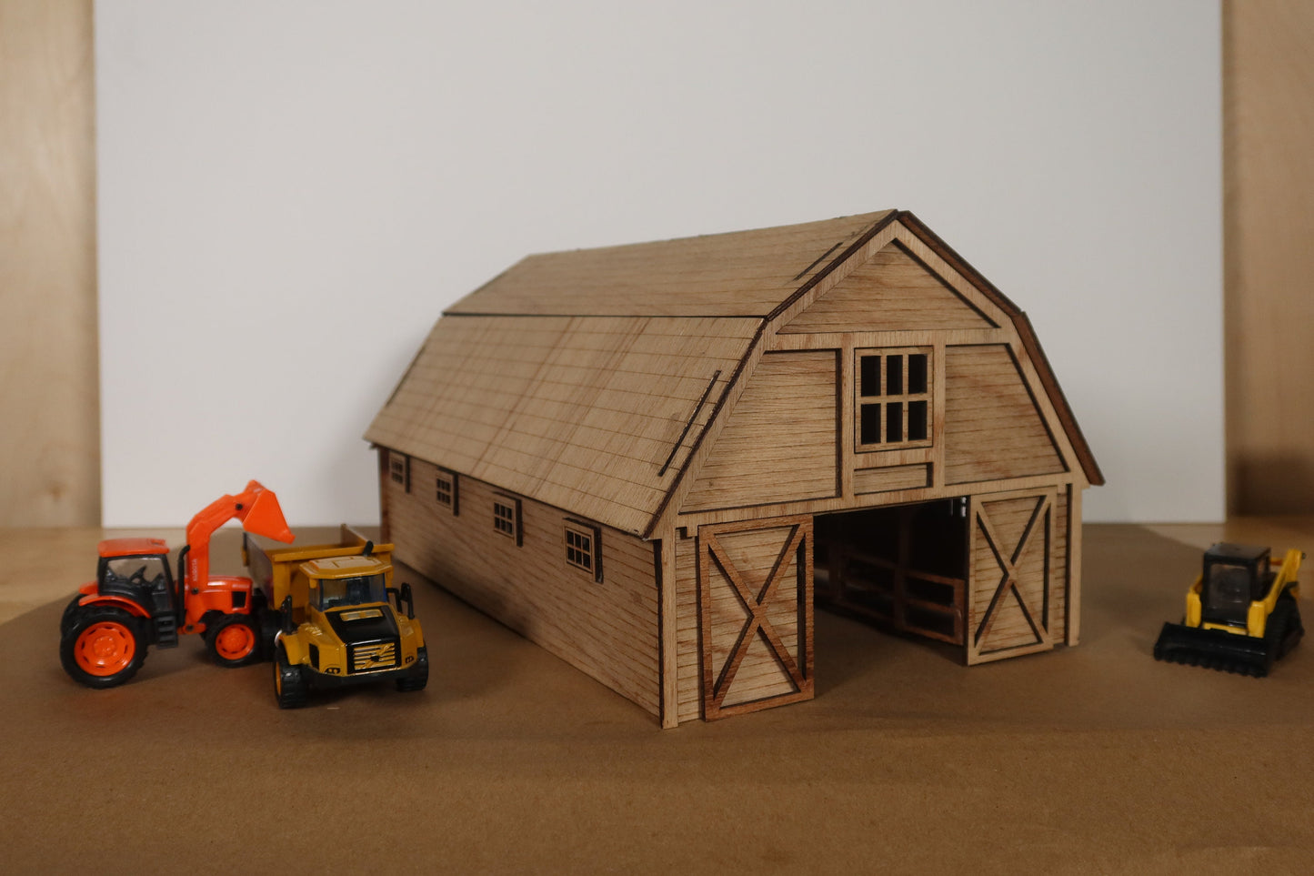 1:48 (O scale) Farm Barn