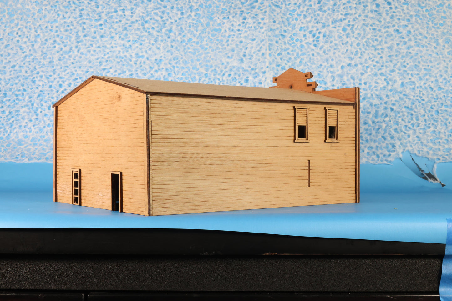 1:48 (O scale) Regent Theater