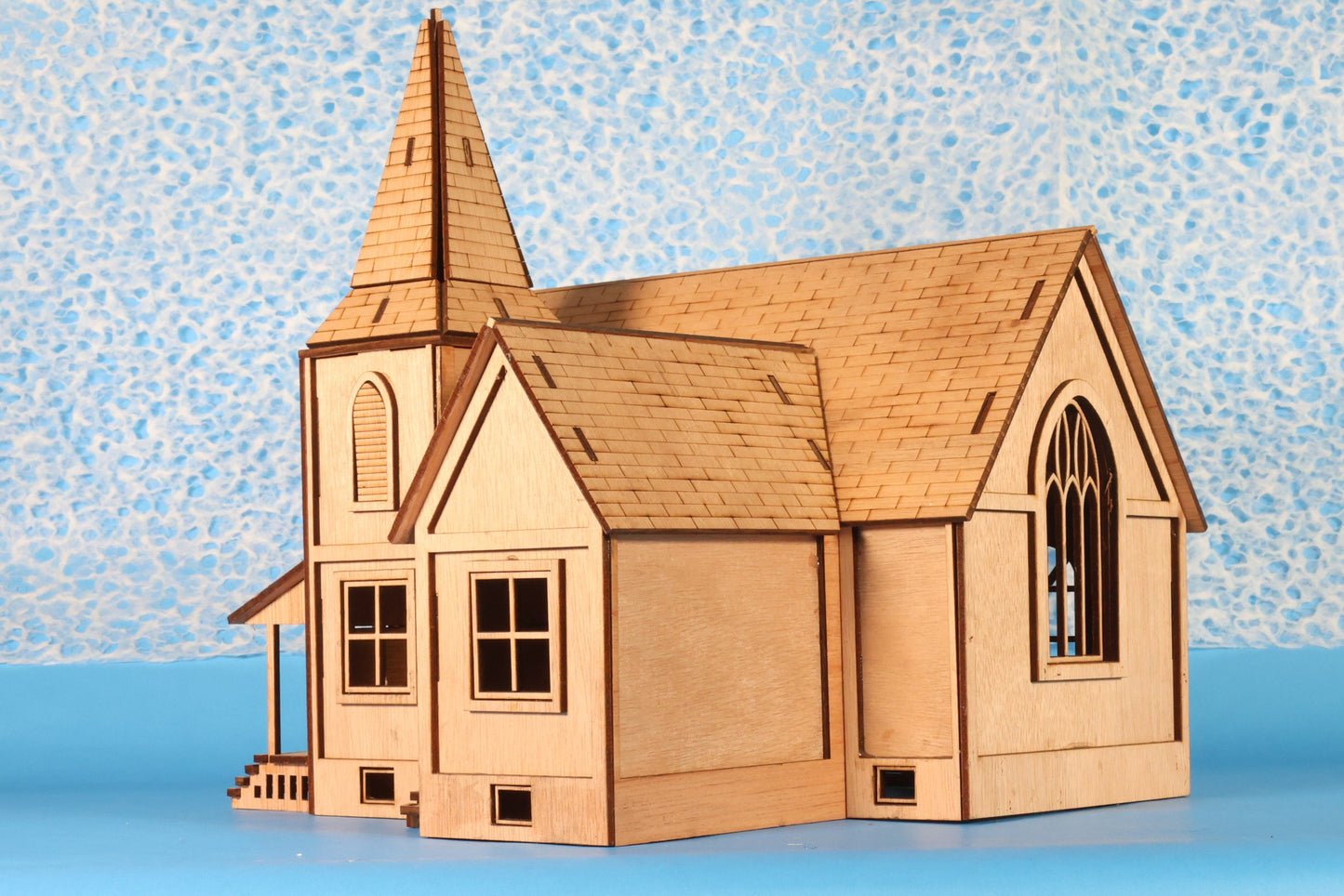 1:48 (O scale) Colonial-Style Church