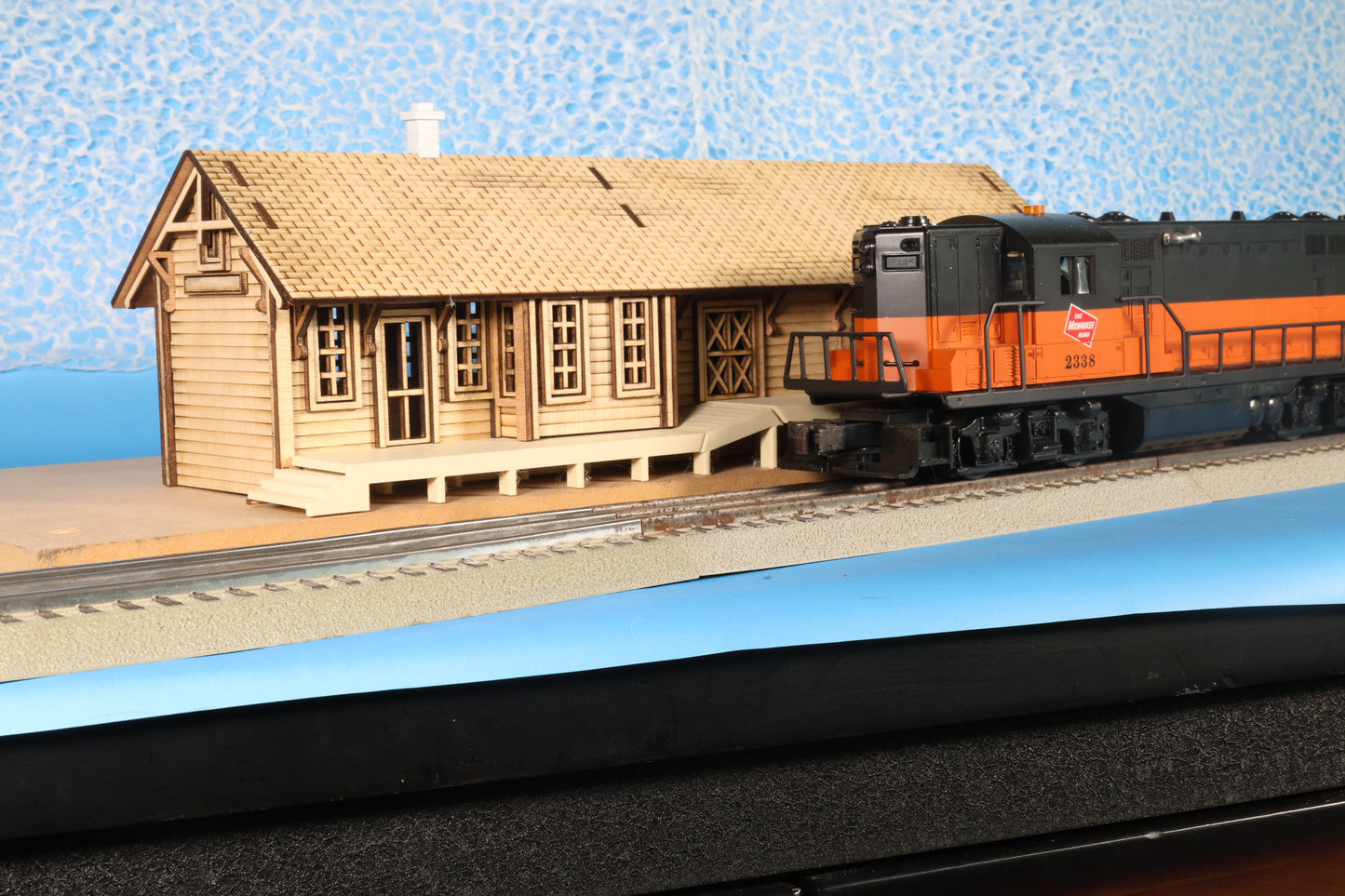 1:48 (O Scale) Milton Train Station