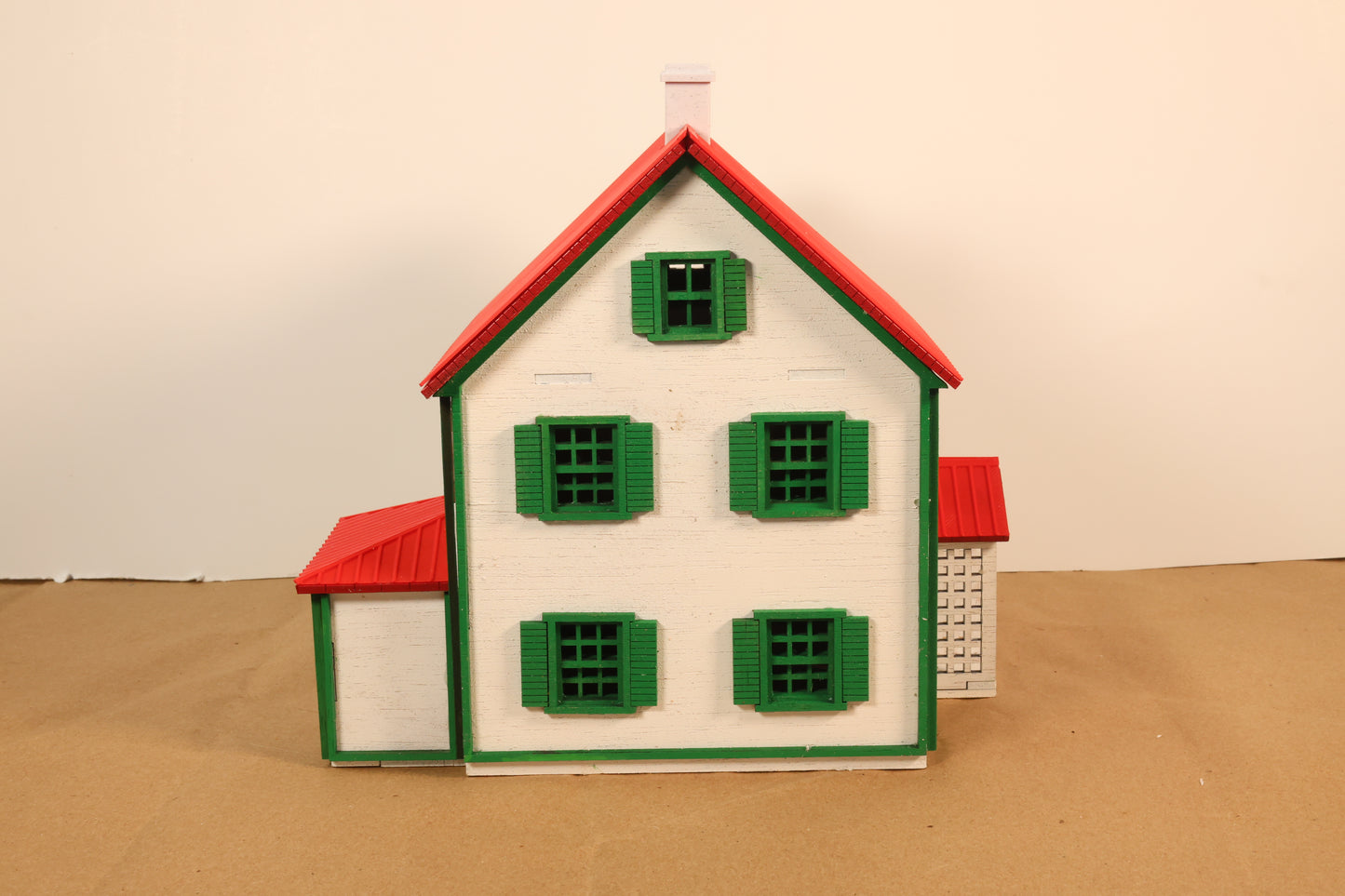 O-Scale Christmas House