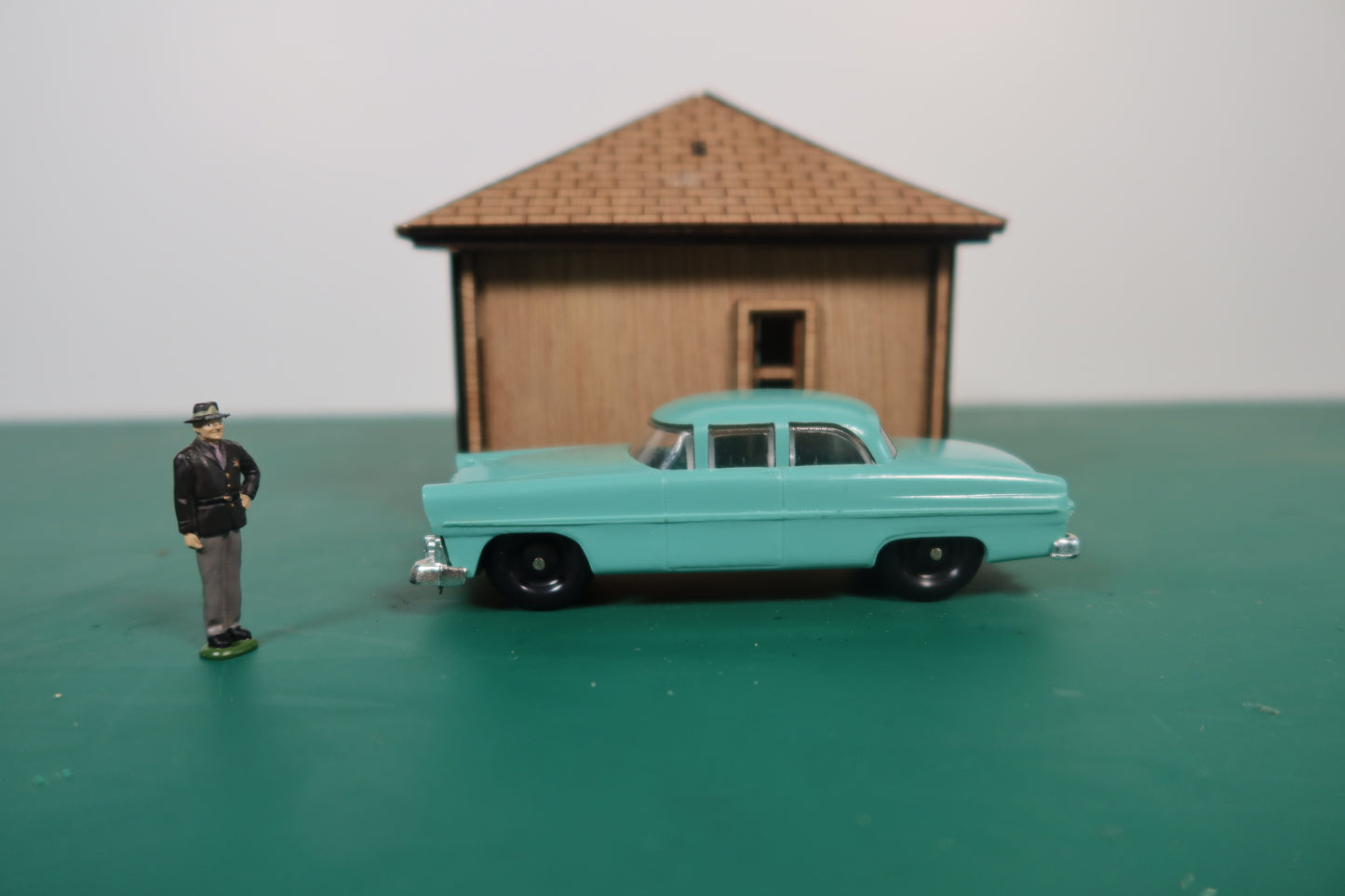 1:48 (O scale) Small Garage