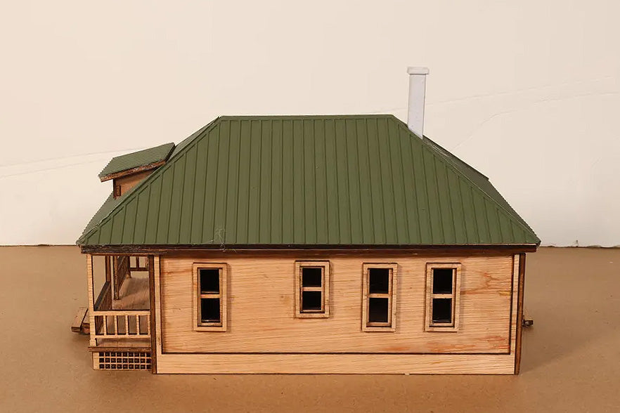 1:48 (O scale) Starlight Villa