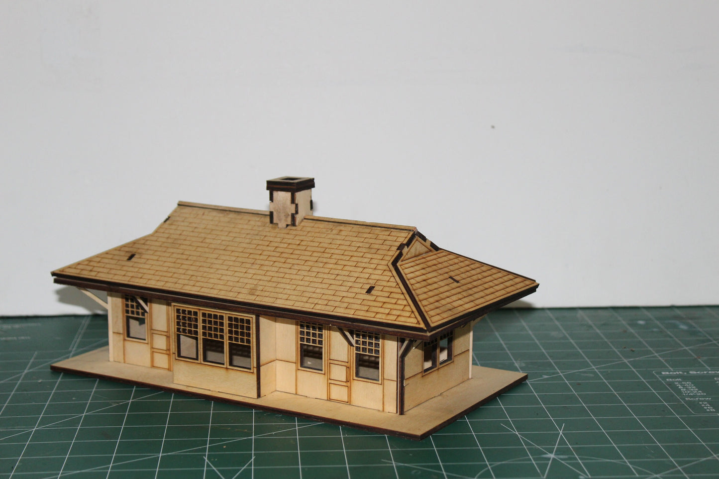 1:48 (O scale)Train Station