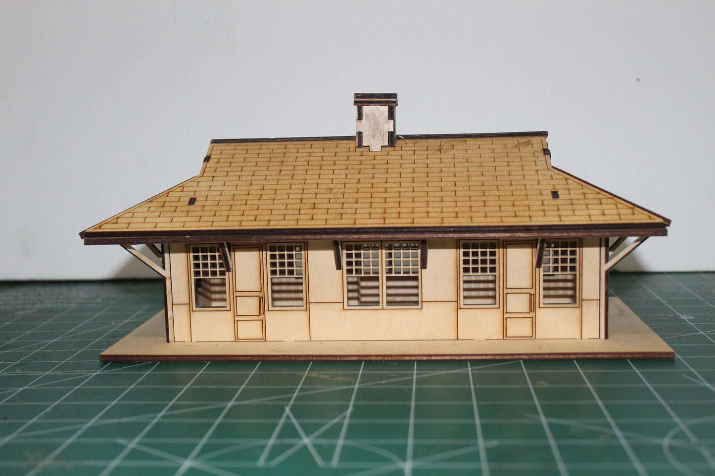 1:48 (O scale)Train Station