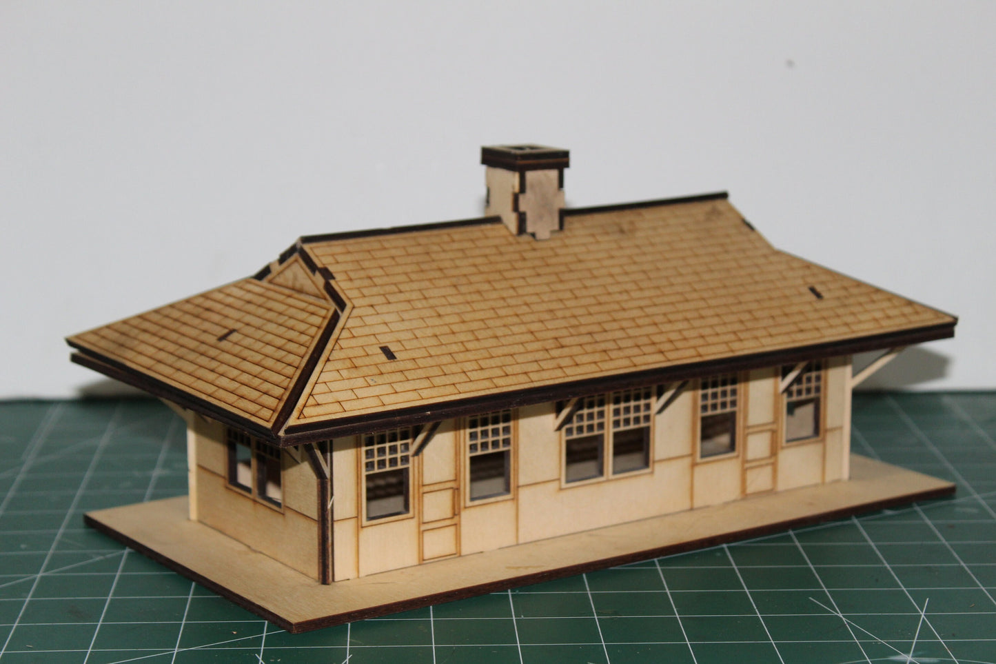 1:48 (O scale)Train Station