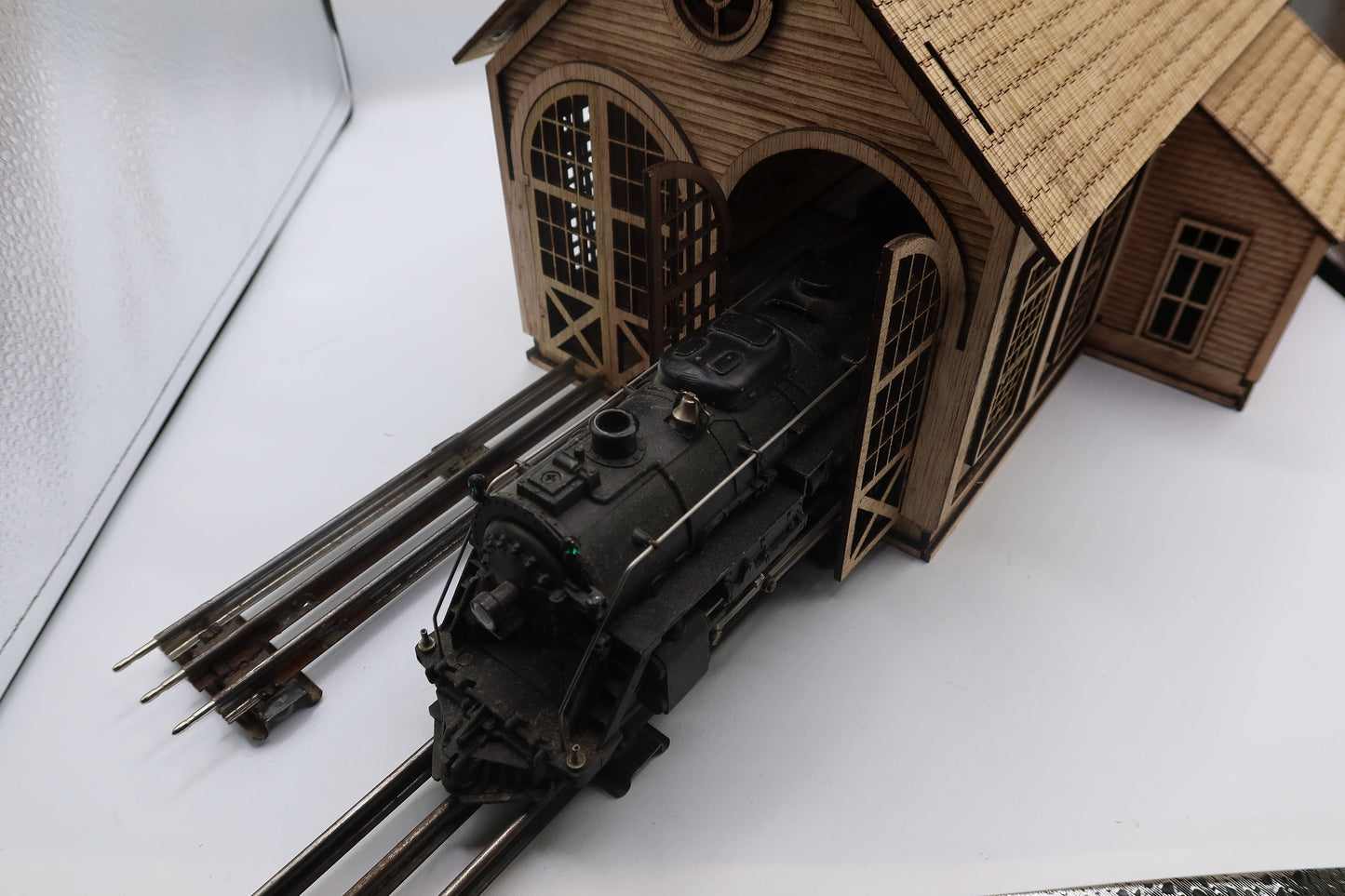 1:48 (O scale) Engine Shed