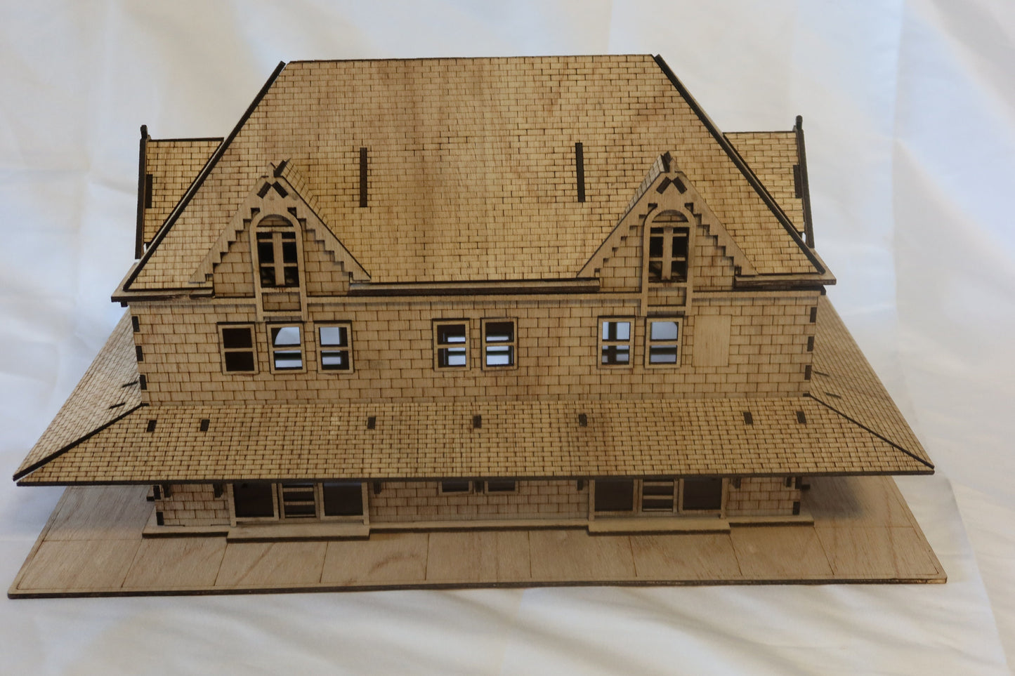 1:48 (O scale) Central Station